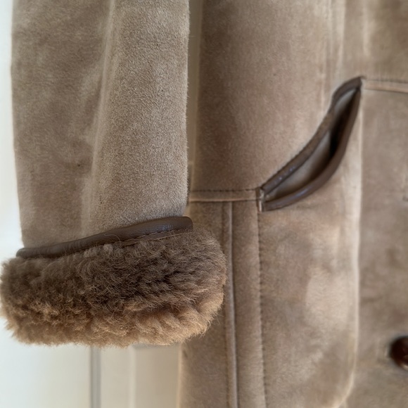Fabulous British Shearling Coat Made by Nurseys - Picture 2 of 12